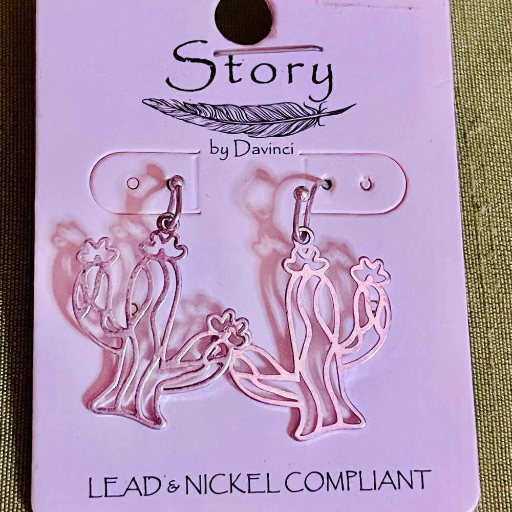 Story cactus shaped brass earrings